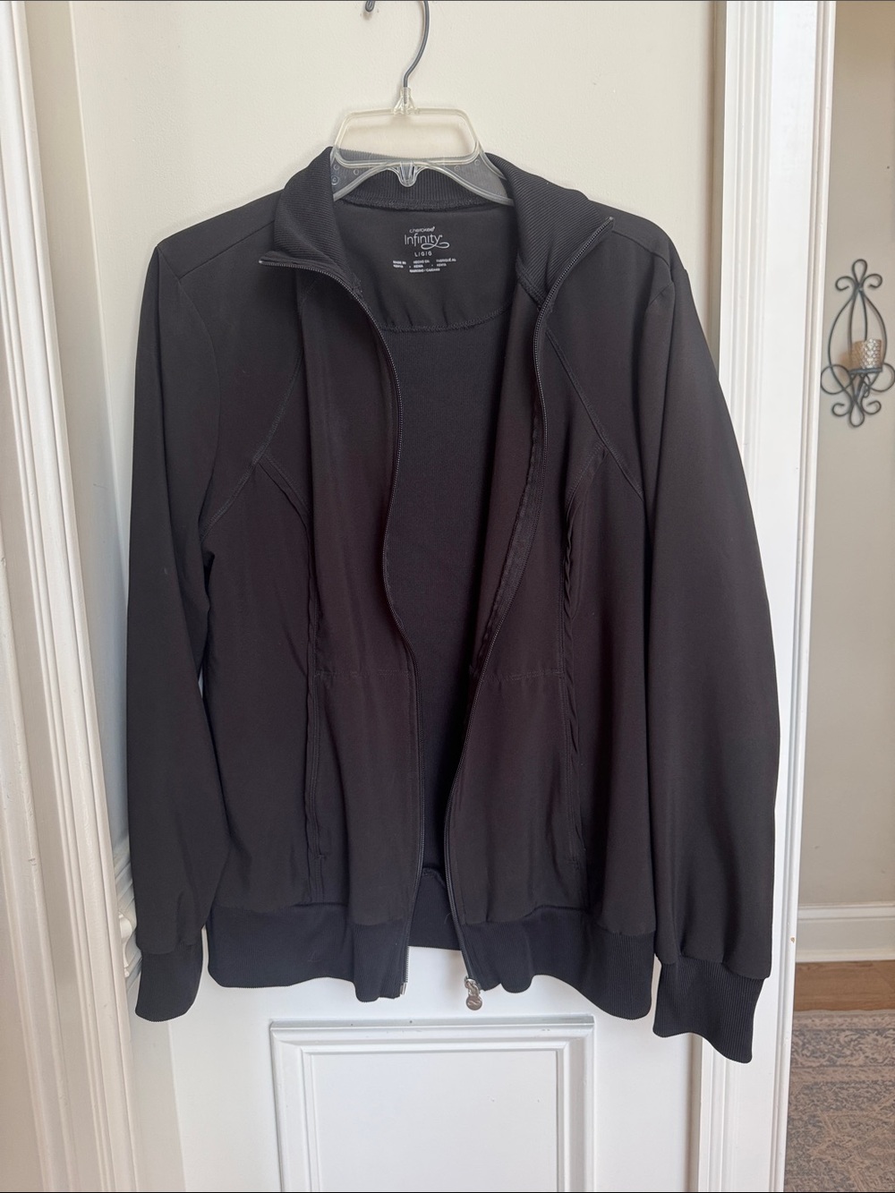 Cherokee Infinity  Black Full-Zip Scrub Jacket